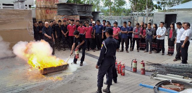 Health Traffic Police Uses Guideline For Fire Extinguisher Training